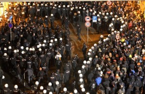 Dresden gedenkt der Zerstoerung der Stadt vor 68 Jahren