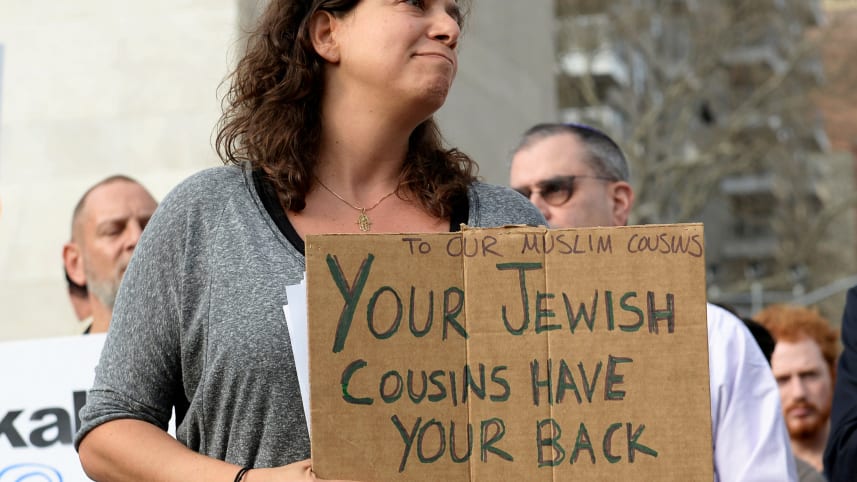 犹太人有穆斯林的背